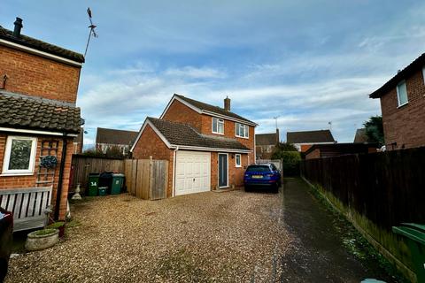 Deerfield Close, Buckingham, MK18