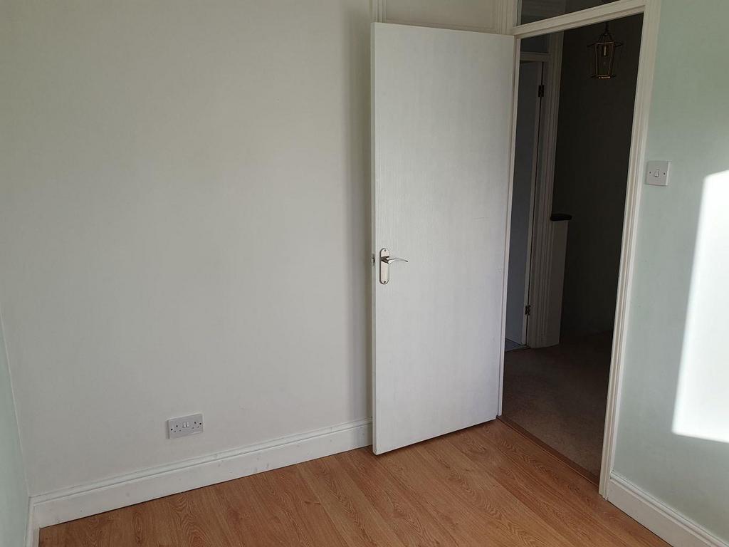 Bedroom 2 to door.jpg