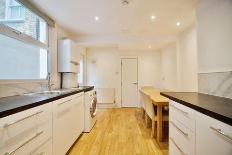 4 bedroom terraced house for sale, Broomsleigh Street, London, NW6