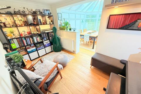 3 bedroom semi-detached house for sale, Marshalls Close, London N11