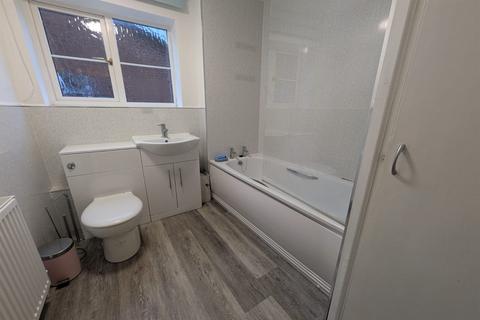 undefined, Thoresby Court, NG3 5EH