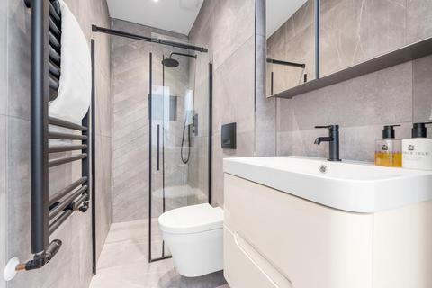 3 bedroom flat for sale, Saltoun Road, SW2
