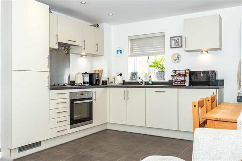 2 bedroom duplex for sale, Snapdragon Lane, Worthing