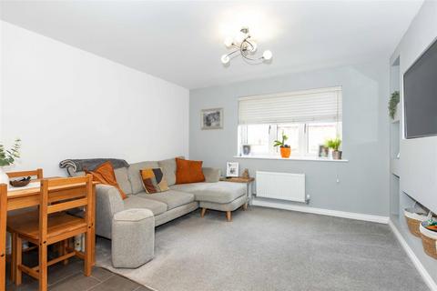 2 bedroom duplex for sale, Snapdragon Lane, Worthing