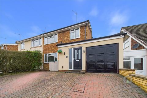 undefined, Meadow Close, Northampton NN5