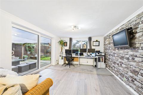 undefined, Meadow Close, Northampton NN5