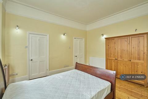 undefined, Wavertree Road, London, SW2