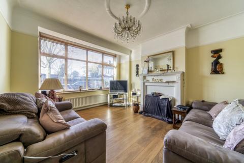 4 bedroom terraced house for sale, Queenswood Avenue, Thornton Heath, CR7