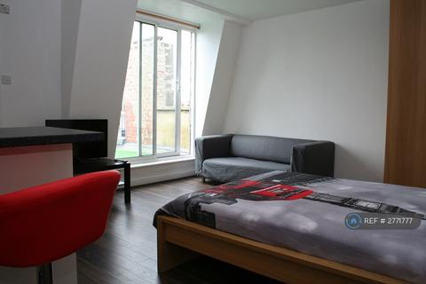 Studio to rent, Finchley Road, London, NW3