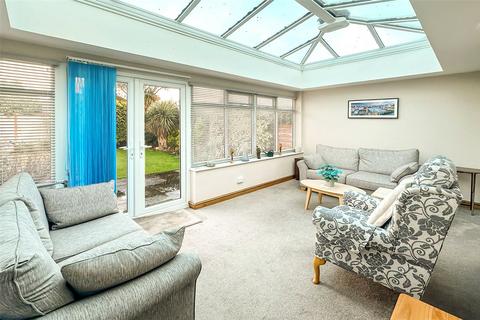 2 bedroom bungalow for sale, North Lane, East Preston, Littlehampton, West Sussex