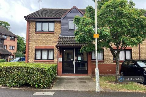 undefined, Waterside Close, Barking, IG11