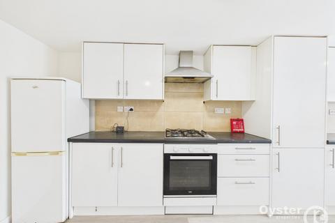 4 bedroom end of terrace house to rent, Hawkins Close, Harrow, HA1