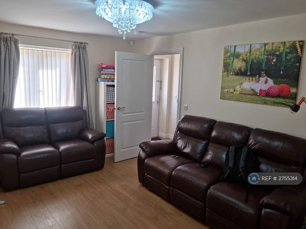 Lounge 1