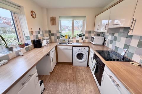 2 bedroom apartment for sale, Pochard Place, Cleveleys FY5