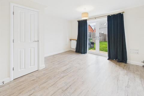 2 bedroom semi-detached house for sale, Nightingale Close, Hardwicke, Gloucester