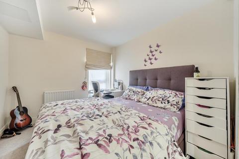 2 bedroom flat for sale, Slough,  Berkshire,  Trevena,  Windsor Road,  SL1