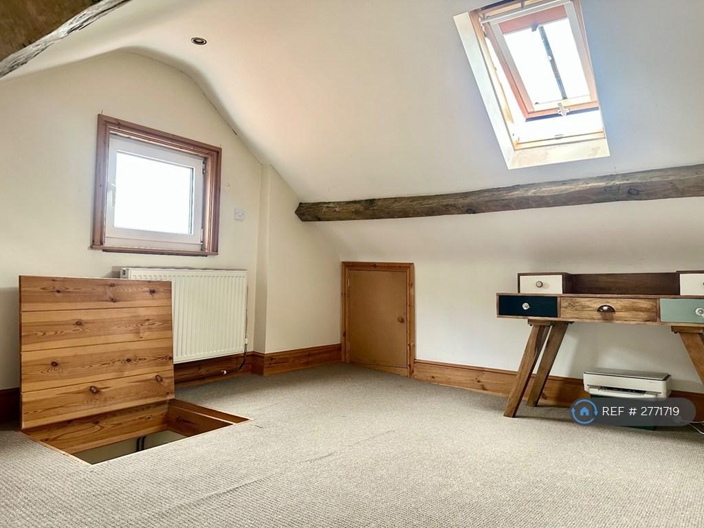 Additional Bedroom/Study, Accessed Through Bedroom