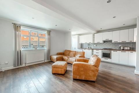 undefined, Uxbridge Road, Pinner, Middlesex, HA5