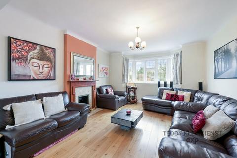 undefined, Malden Road, New Malden KT3