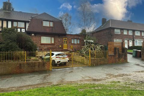 Stanningley Road, Leeds, LS13