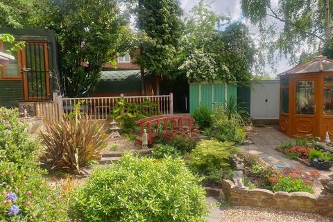 3 bedroom semi-detached house for sale, Stanningley Road, Bramley, Leeds, LS13