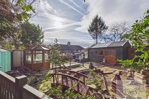 3 bedroom semi-detached house for sale, Stanningley Road, Bramley, Leeds, LS13