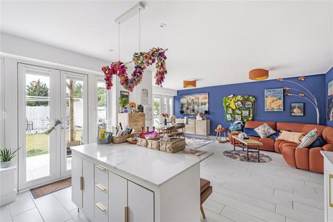 5 bedroom detached house for sale, Heatherfields Way, Whitehill, Bordon, Hampshire, GU35