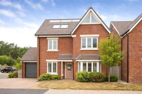 undefined, Heatherfields Way, Whitehill, Bordon, Hampshire, GU35