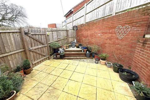 3 bedroom semi-detached house for sale, Clark Drive, Chippenham