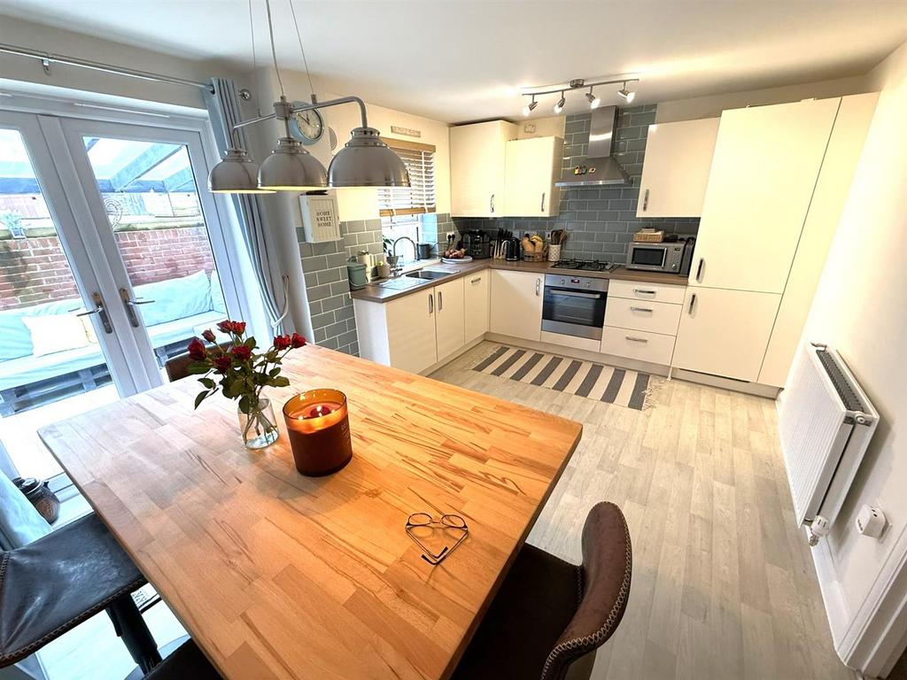 Kitchen / Diner