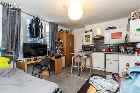 1 bedroom in a house share to rent, Dorset Gardens, Brighton