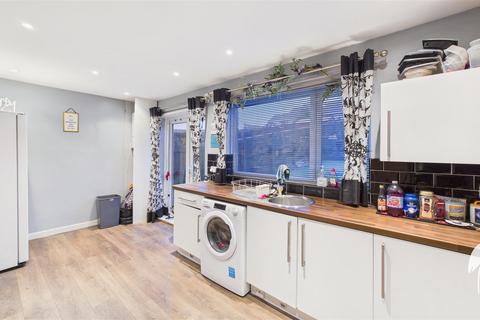 3 bedroom terraced house for sale, Archer Square, Farringdon, Sunderland