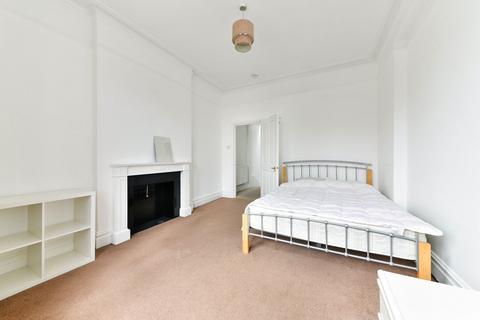 2 bedroom flat to rent, Uxbridge Road, London, W12