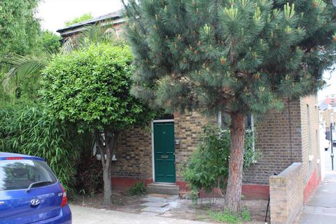 2 bedroom apartment to rent, Brookfield Road, Victoria Park