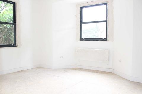 2 bedroom apartment to rent, Brookfield Road, Victoria Park
