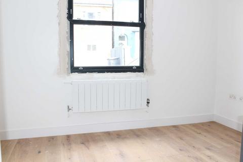 2 bedroom apartment to rent, Brookfield Road, Victoria Park