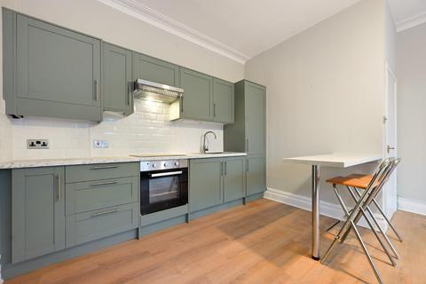1 bedroom flat to rent, Mount Avenue, Ealing