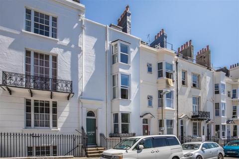 1 bedroom in a house share to rent, Dorset Gardens, Brighton