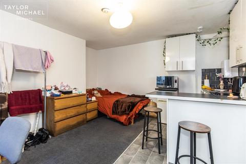 1 bedroom in a house share to rent, Dorset Gardens, Brighton