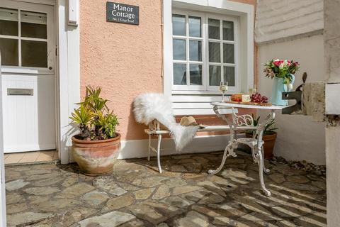 2 bedroom end of terrace house for sale, St Mawes | South Cornwall