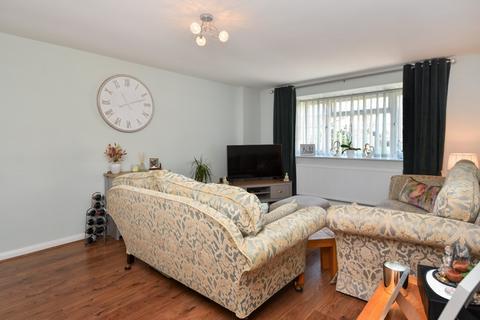 2 bedroom bungalow for sale, Teigngrace, Bishopsteignton Location, Shoeburyness, Essex, SS3