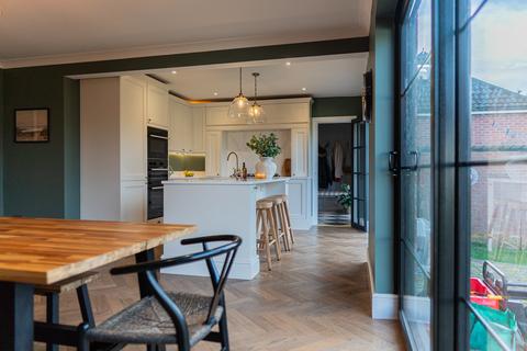 3 bedroom detached house for sale, Lower Mullins Lane, Hythe