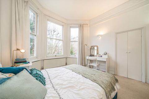 2 bedroom flat to rent, Elgin Avenue, Maida Vale W9