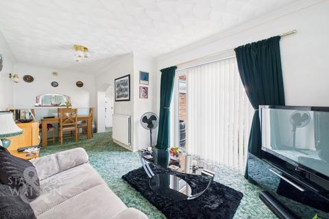 4 bedroom detached house for sale, Mead Close, Buxton, Norwich