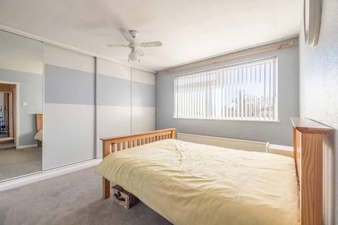 4 bedroom detached house for sale, Journeys End, Stoke Poges SL2