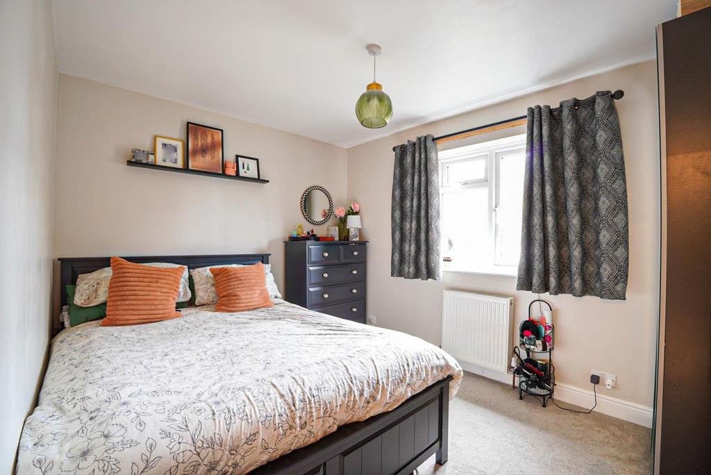 9508 C07 B-9 F1 D-4364-9 BD7-1 D4 AAB5836 F9.jpg