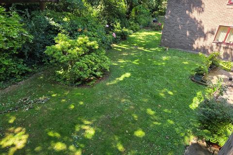 2 bedroom retirement property for sale, Stonehurst, Marple, SK6