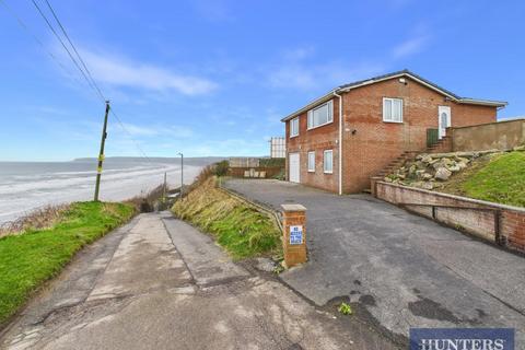 2 bedroom detached house for sale, Flat Cliffs, Primrose Valley, Filey