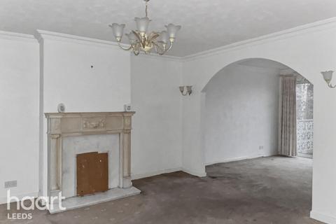 undefined, Holmwood Drive, Leeds