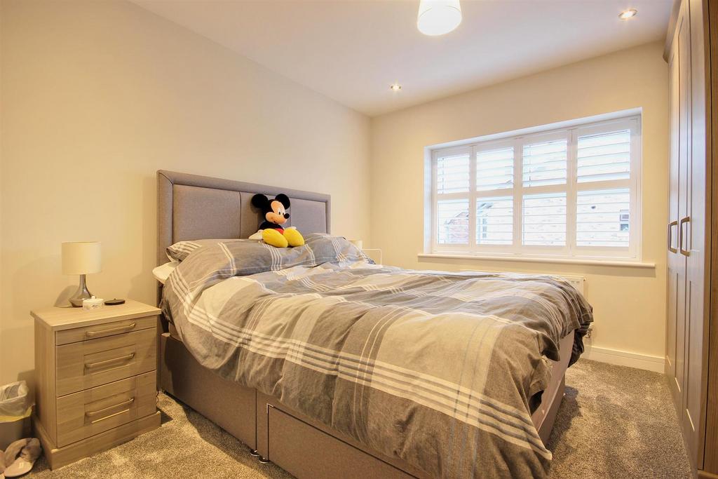 Bedroom 3 (rear)
